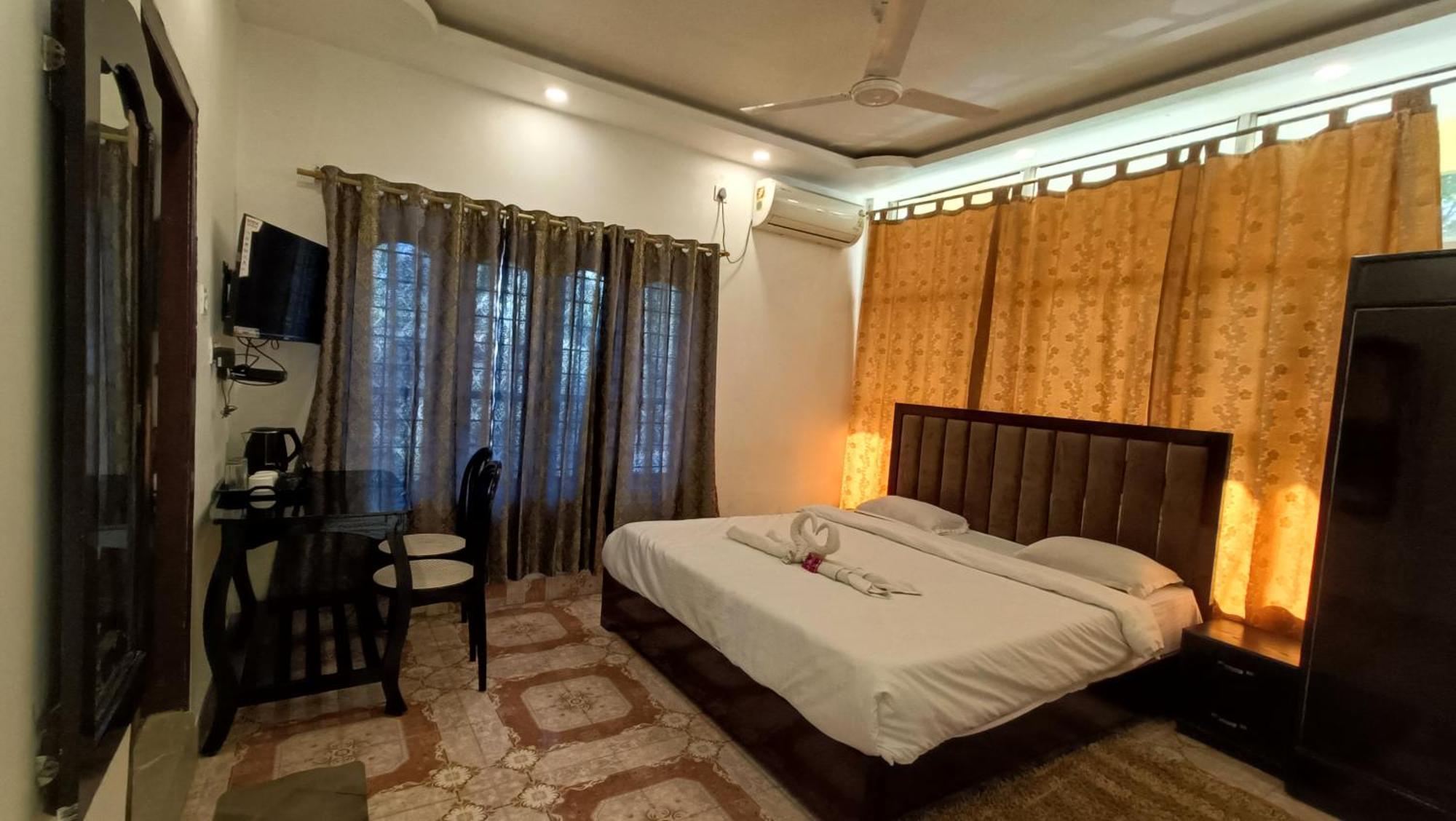 Hotel Santi Palace Bokākhāt Extérieur photo